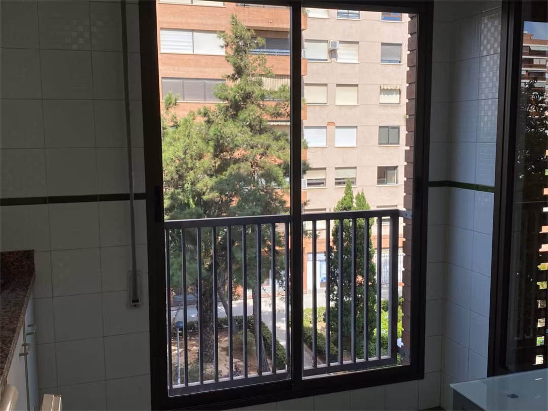 Piso en  Carrer de Rubén Darío 26 - Foto 13