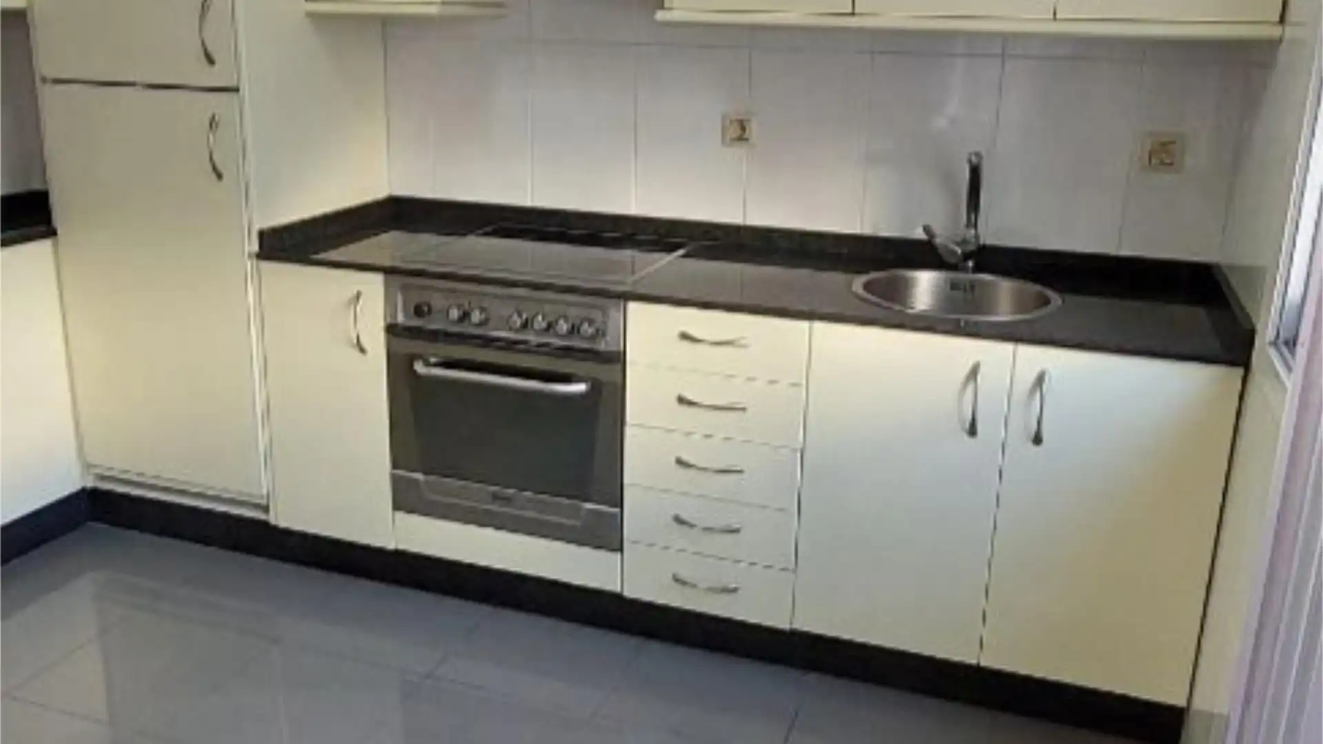 Piso en  Rúa Caracas 4 - Foto 2