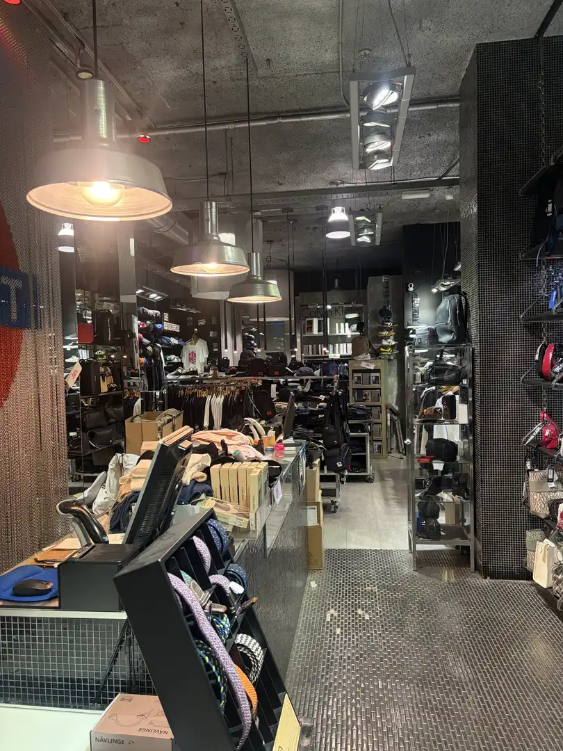 Local comercial en  Carrer d'Alboraia 33 - Foto 3