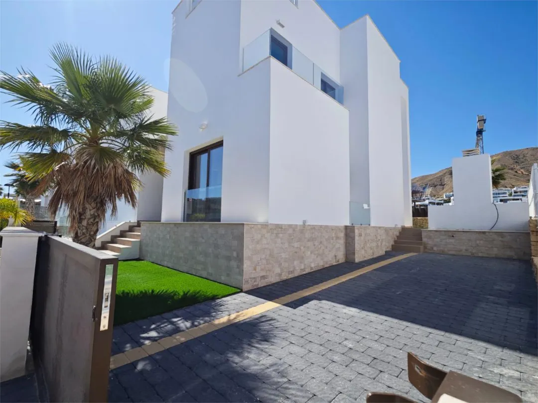 Chalet en  Carrer d'Equador 5 - Foto 4