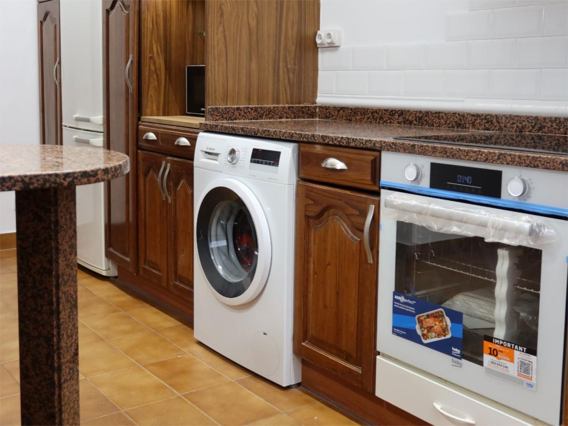 Piso en  Avenida de la Reina Victoria 39 - Foto 23