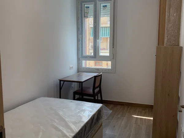Piso en Calle de Jesús i Maria, 26 - Foto 4