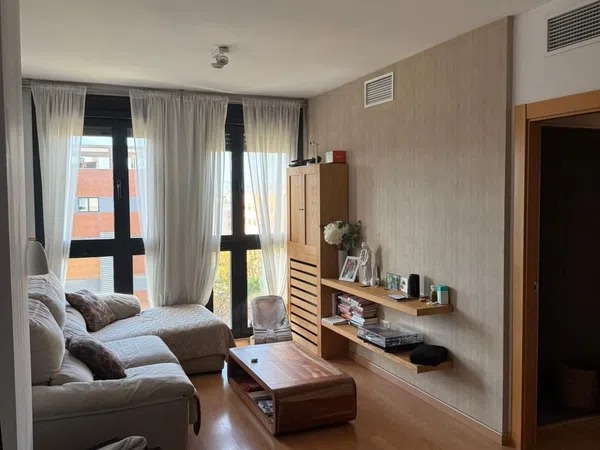 Piso en calle José Luis Pérez Pujadas, 17