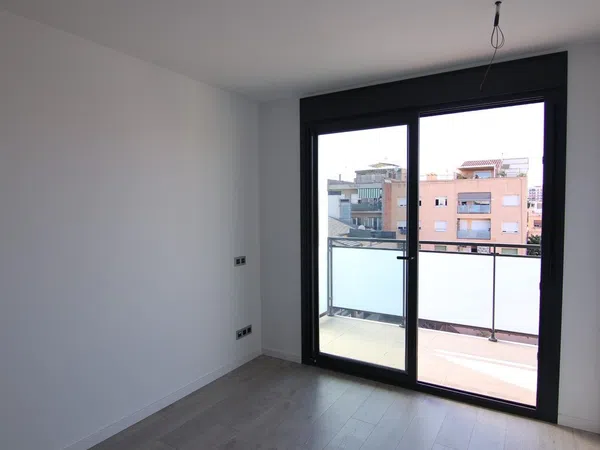 Piso en Calle de Güell i Ferrer, Sol i Padris - Sant Oleguer - Foto 1