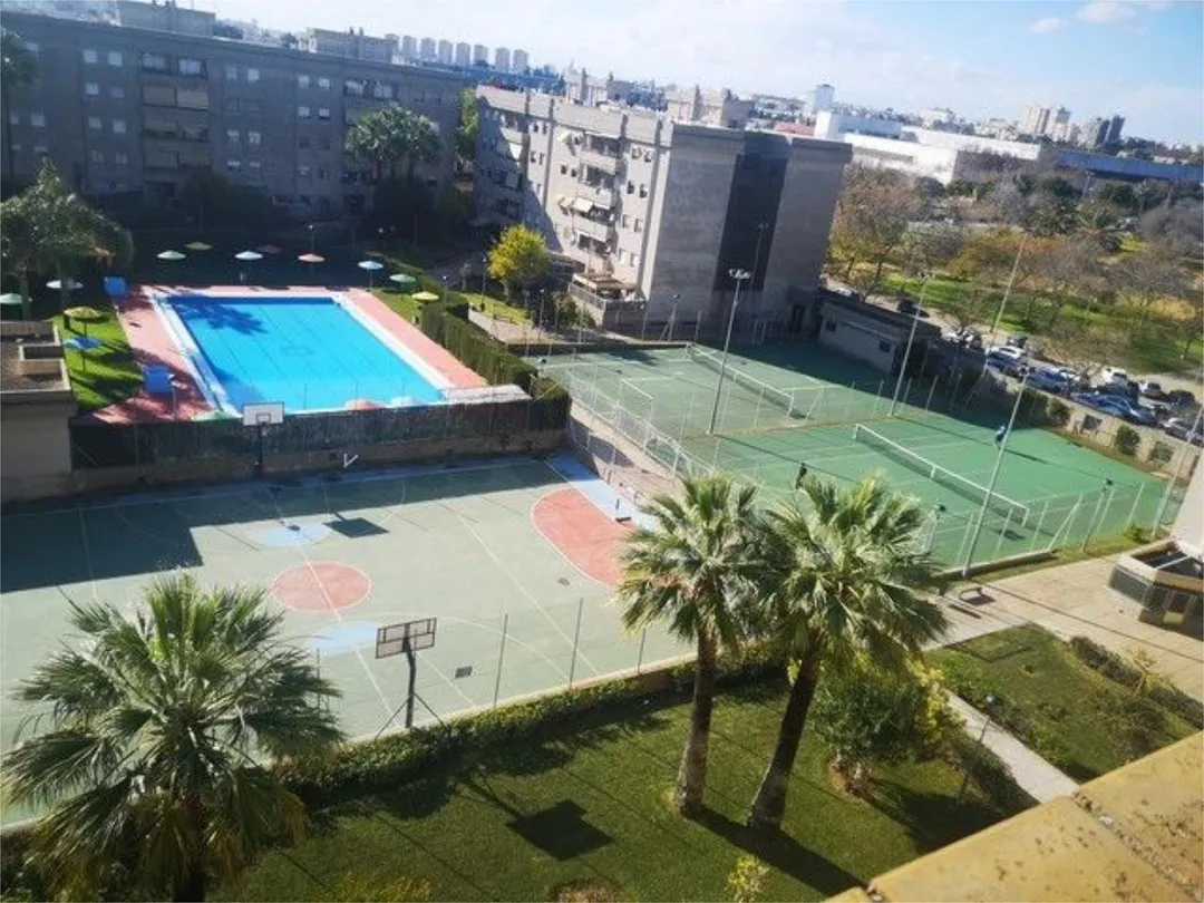 Piso en  Calle Varsovia 30 - Foto 1