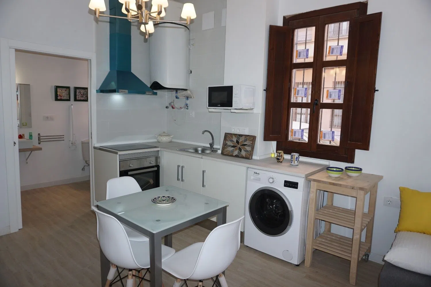 Estudio en calle de Vidal de Canelles, 21 - Foto 4