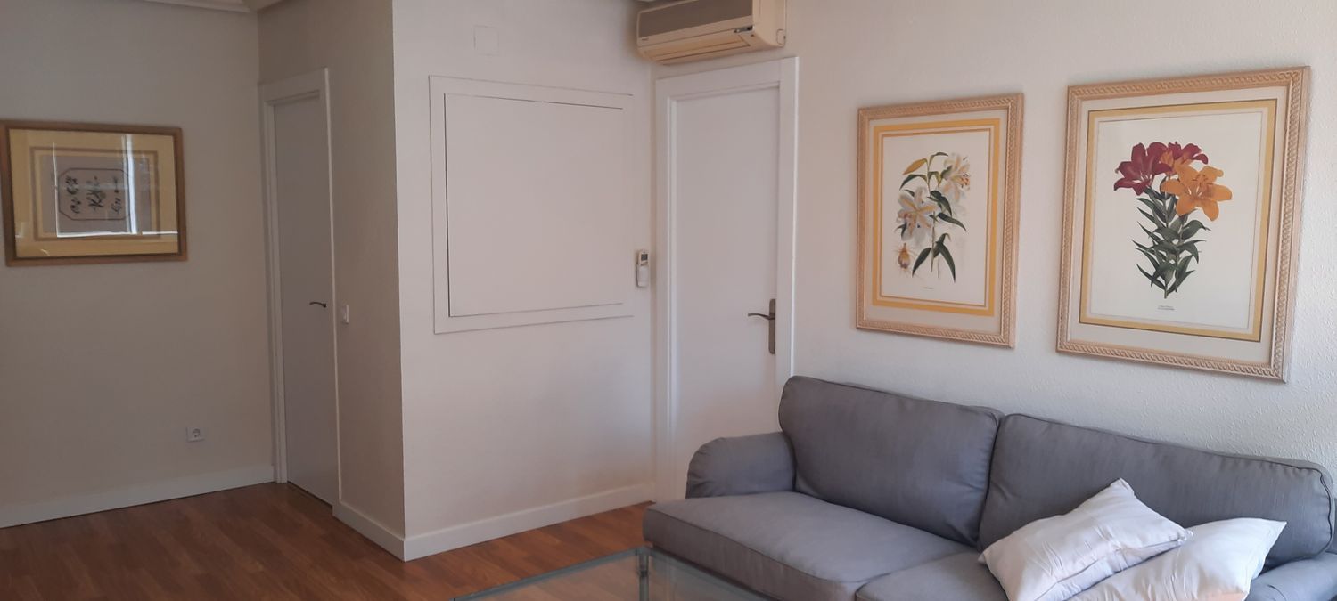 Piso en calle de la Infanta Mercedes, 62 - Foto 8