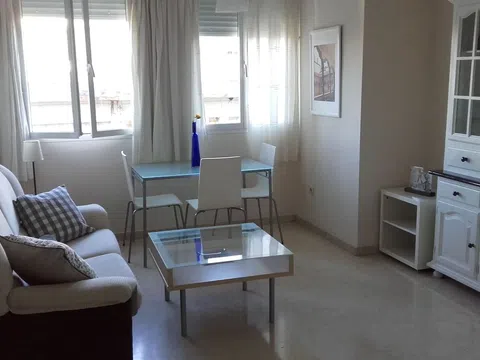 Piso en calle Alejo Fernández, 15 - Foto 2