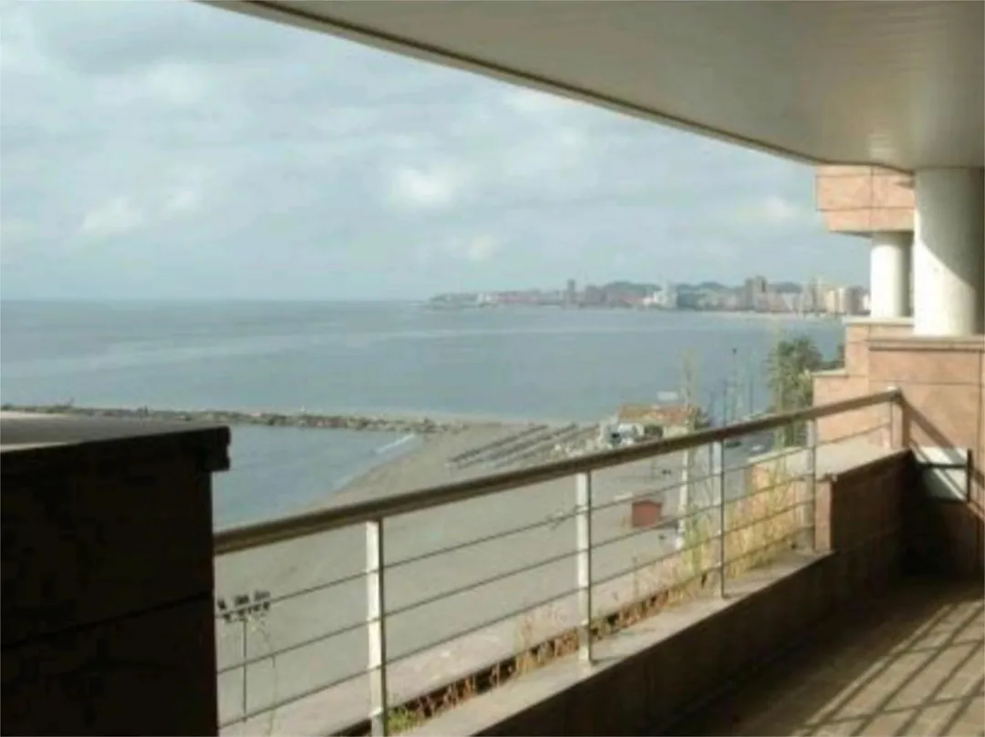 Piso en  Paseo Marítimo Rey de España 130 - Foto 13