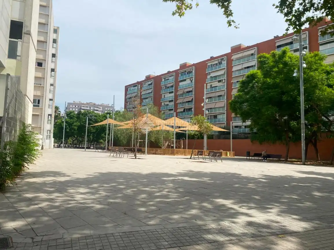Local comercial en L'Hospitalet de Llobregat - Foto 5