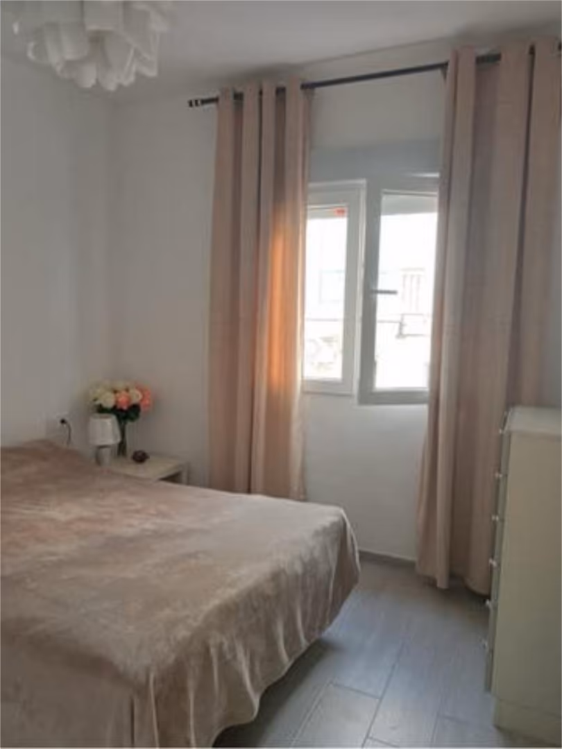 Piso en Carolinas Bajas - Foto 9