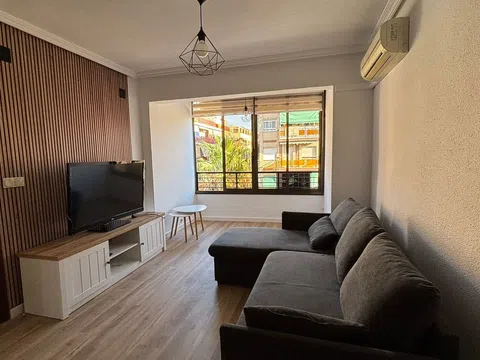 Piso en calle de Gongora, 9