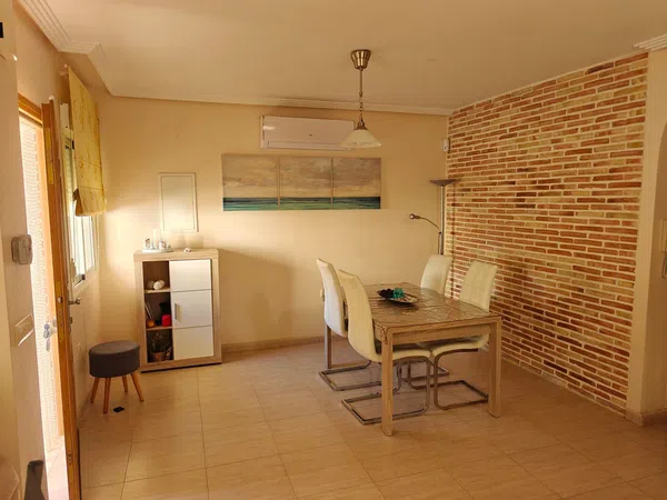 Chalet adosado en Avenida de Europa, 27 d - Foto 2