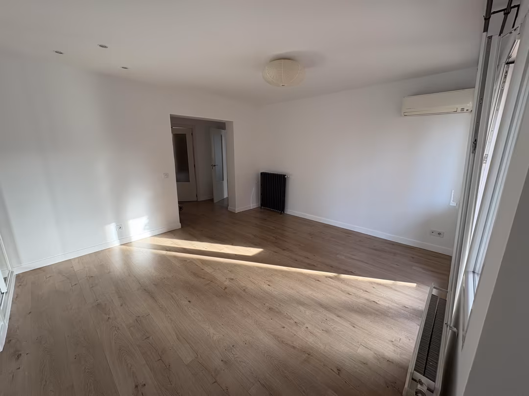 Piso en  Calle de Amaniel 8 - Foto 7