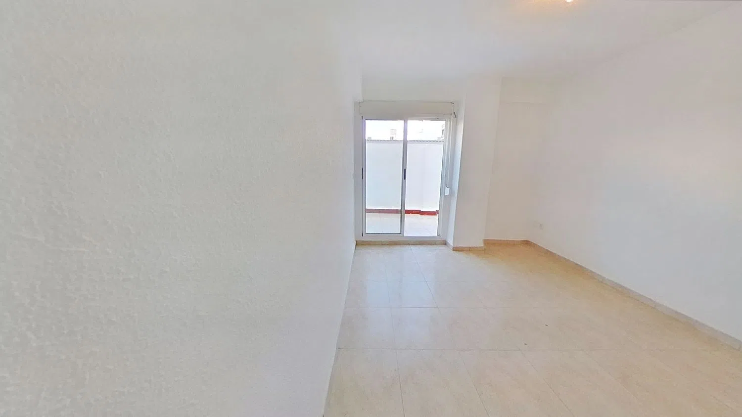 Piso en Barrio Torrefiel - Foto 1