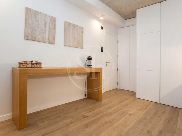 Piso en Calle de Valldonzella, El Raval - Foto 3