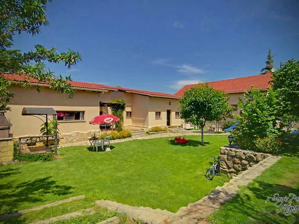 Casa o chalet independiente en Paseo de los Álamos, 12 - Foto 1