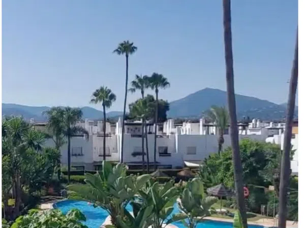 Chalet pareado en Playa, 150