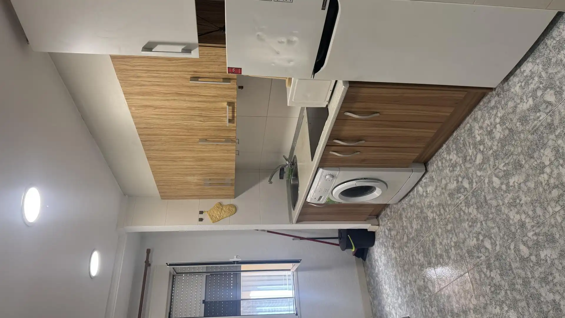 Estudio en  Carrer Alvado 7B - Foto 1