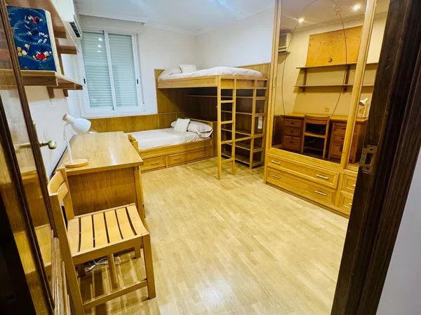 Piso en calle d'Hernán Cortés, 15 - Foto 3