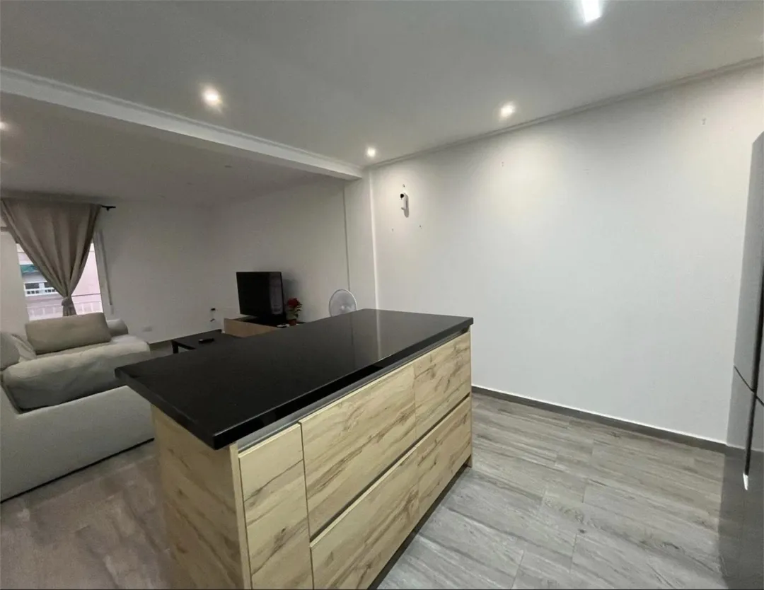 Piso en  Carrer Esperidion Porta Requesens 72a - Foto 5