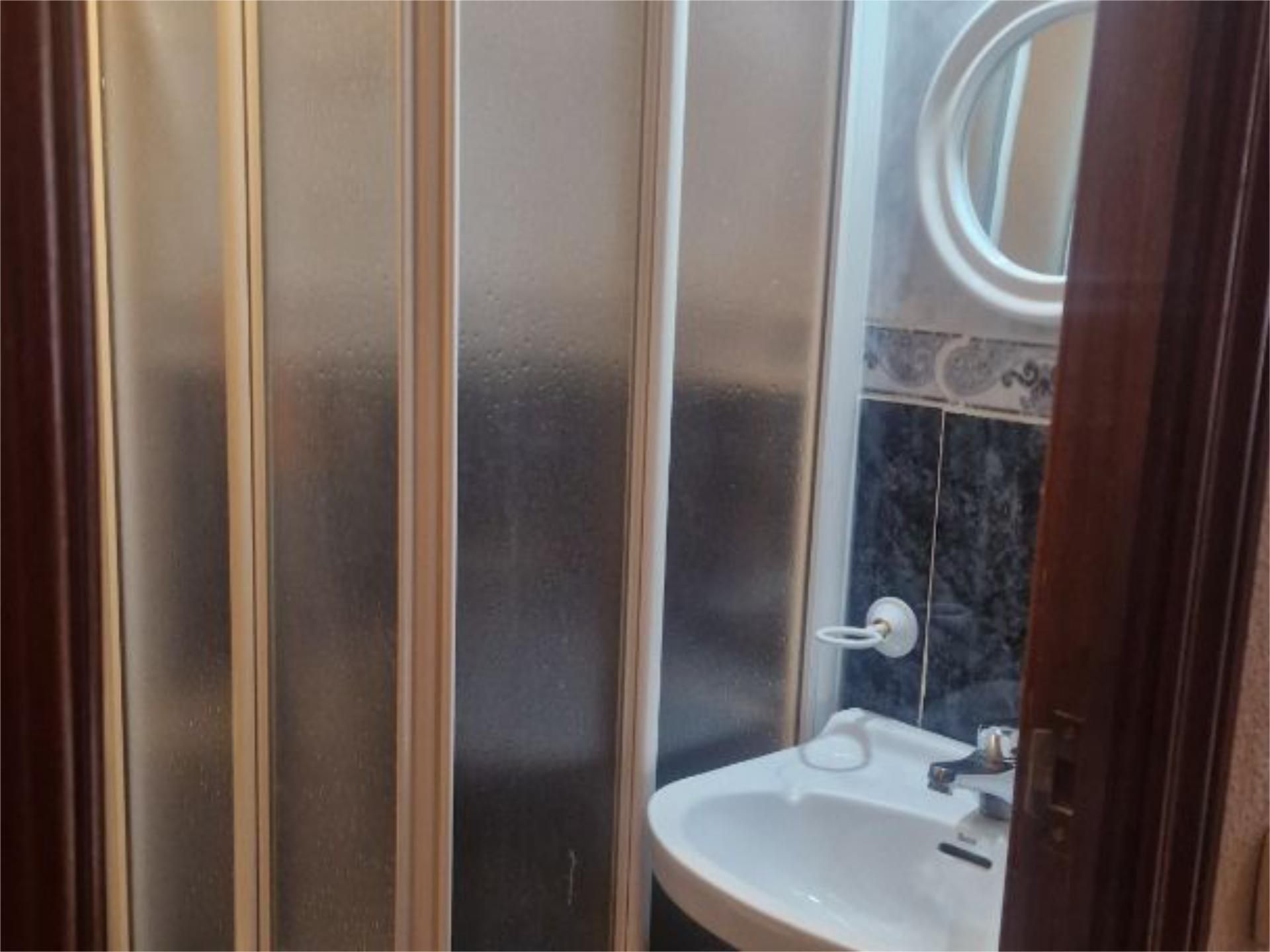 Piso en  Calle de Embajadores 37 - Foto 11