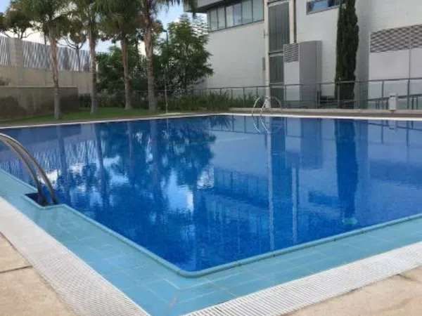 Estudio en calle de la Creu Roja, 1