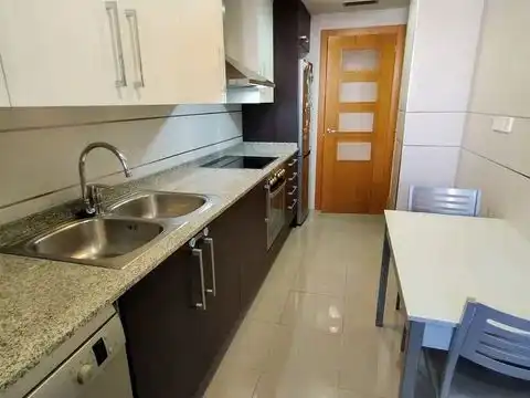 Piso en  Avinguda dels Reis Catòlics 8 - Foto 10