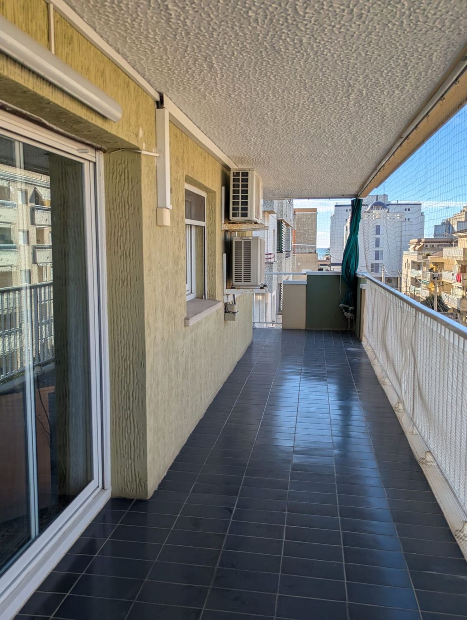 Piso en calle de Lluís Companys, 82 - Foto 4