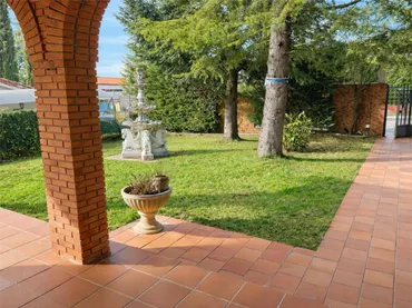 Piso en  Avenida de León 65 - Foto 2
