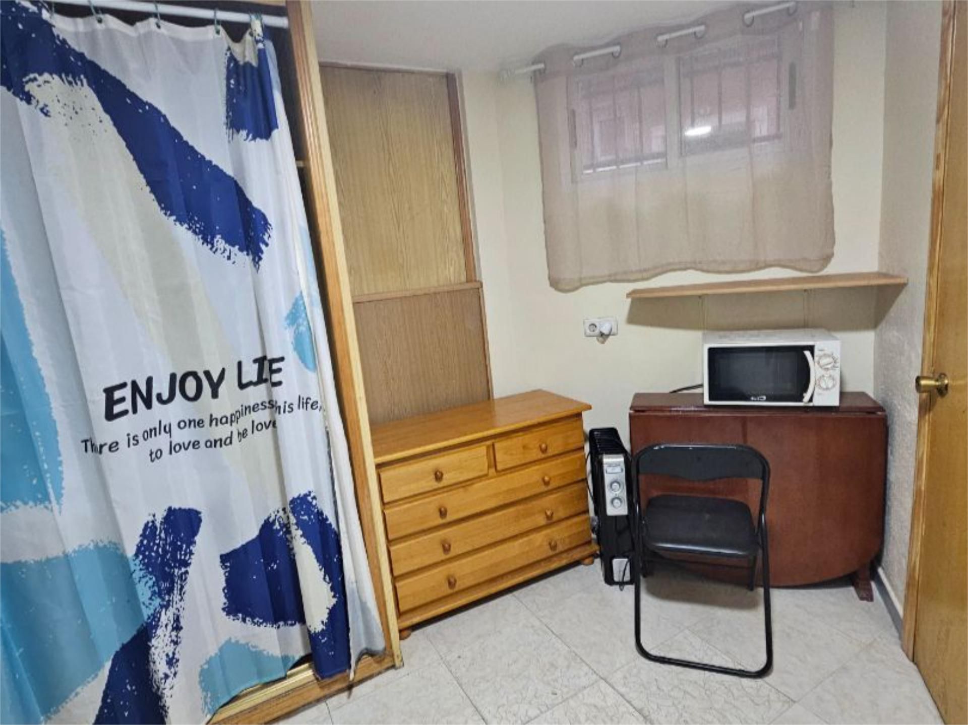 Estudio en  Calle de Faustino Osorio 2 - Foto 4