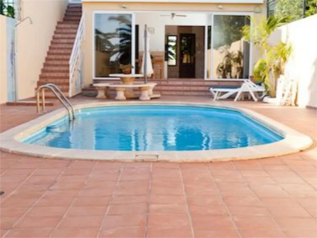 Casa adosada en  Calle Valdivia 18 - Foto 11