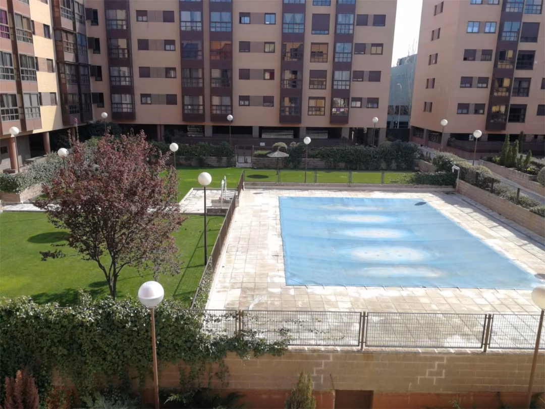 Apartamento en  Calle de Pirra 44