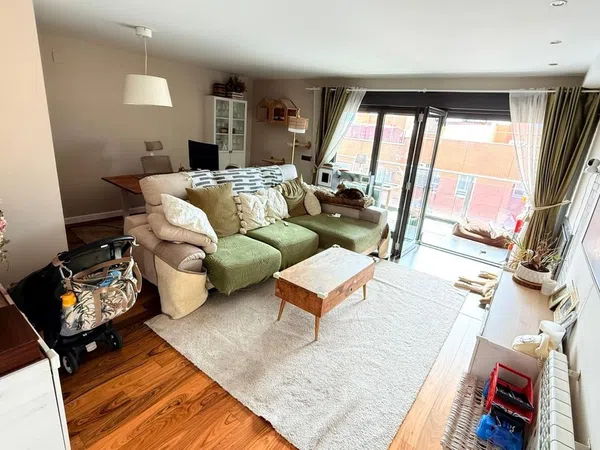 Piso en calle del Marqués de la Valdavia, 95 - Foto 1