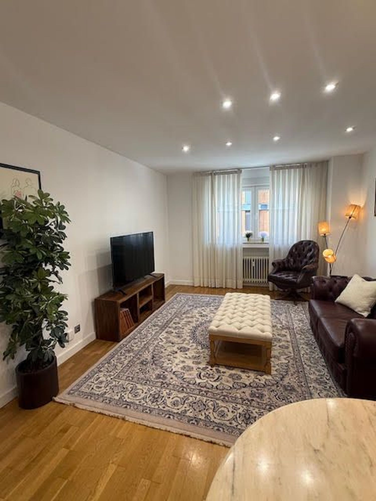 Piso en Barrio Castellana - Foto 2