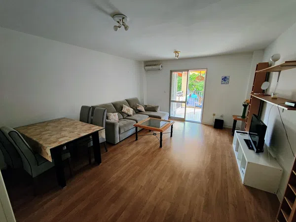 Piso en Calle Aristófanes, 9, El Consul - El Romeral - Foto 1