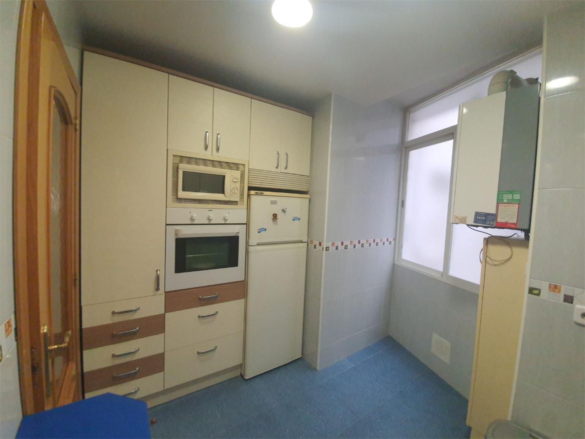 Piso en  Calle de Jacinto Verdaguer 16 - Foto 3