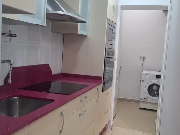 Chalet adosado en Barrio Mangas Verdes - Las Flores - Foto 8