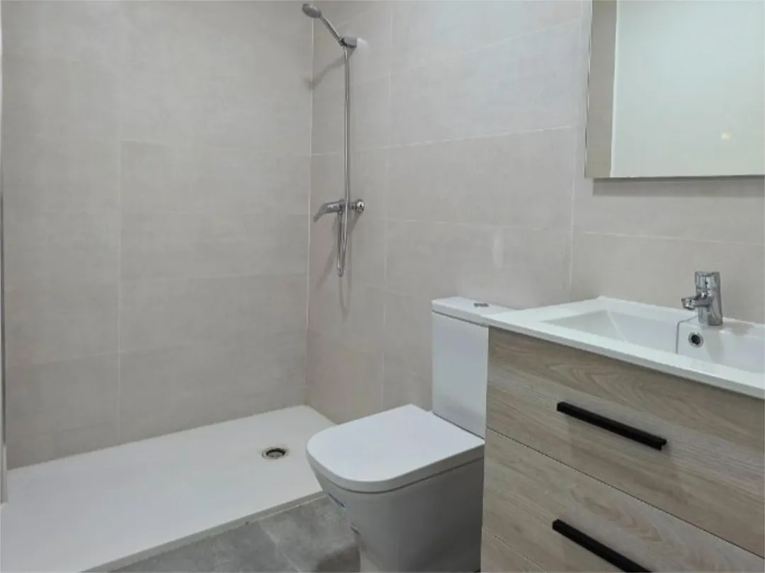 Piso en  Calle Melchor Gallegos 1 - Foto 7