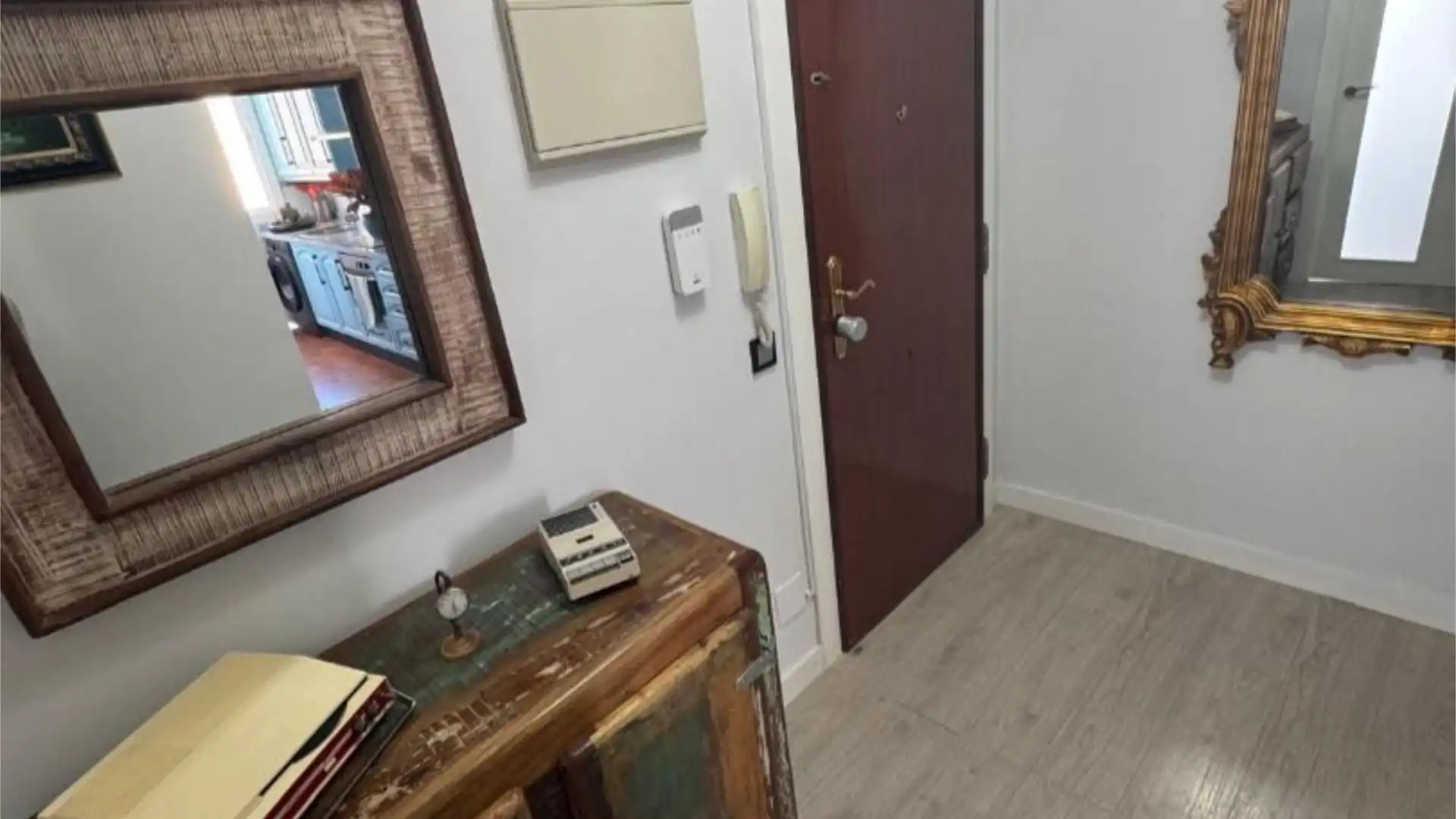 Piso en  Avenida Isabel Manoja 18 - Foto 2