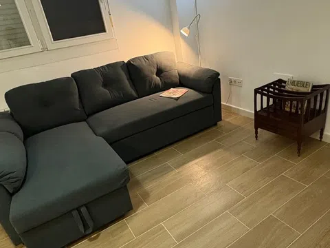 Piso en calle Azorín, 3