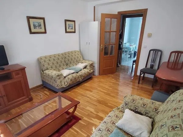 Piso en calle de Miluze, 10