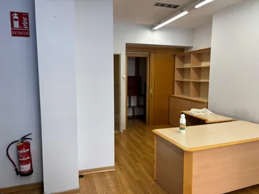 Local comercial en  Carrer Lluís el Pietós - Foto 9