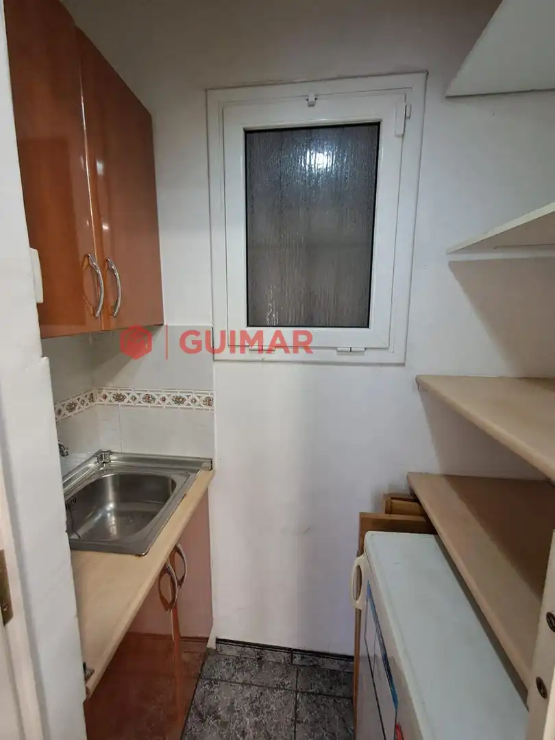 Local comercial en  Esplugues de Llobregat - Carrer de la Lleialtat - Foto 10
