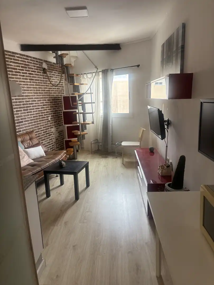 Loft en  Calle Costa y Grijalba 12 - Foto 2