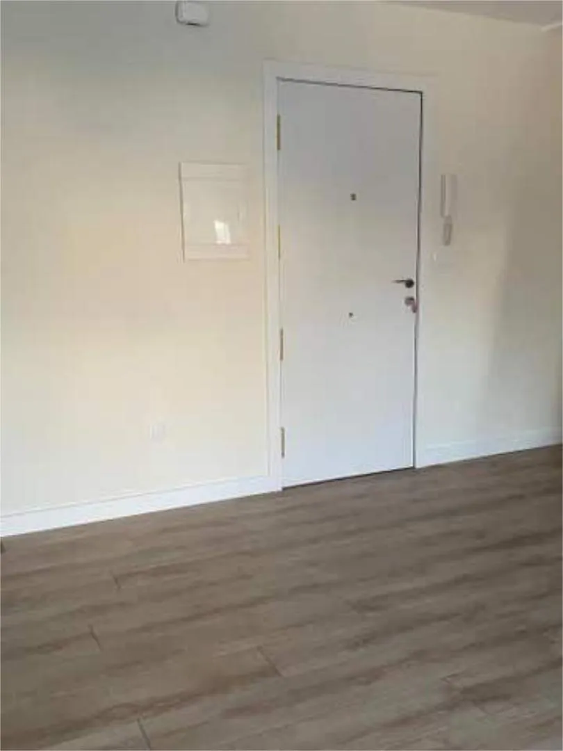 Piso en Sigüeiro - Foto 3