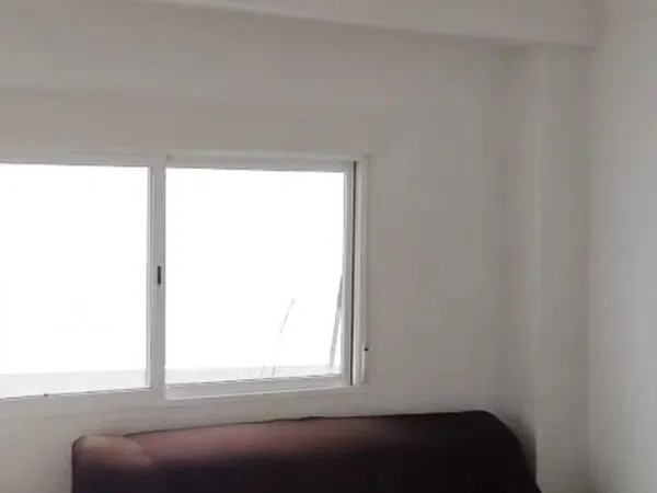 Piso en calle de Pere De València, 25