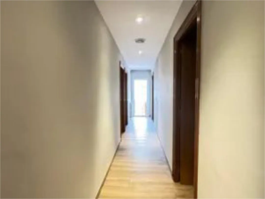 Piso en  Carrer de Jerez 62 - Foto 19