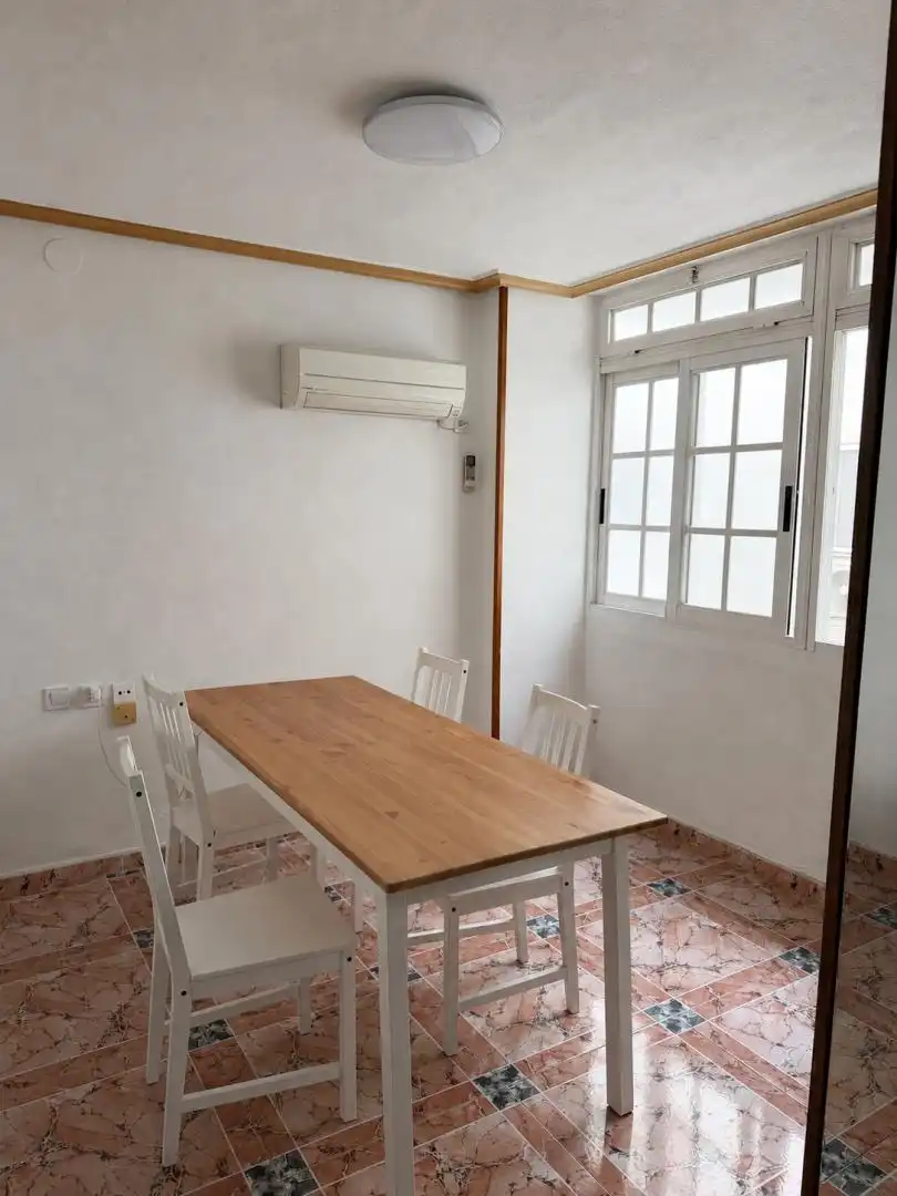 Piso en  Calle Arquitecto Emilio Perez Piñero 4 - Foto 3