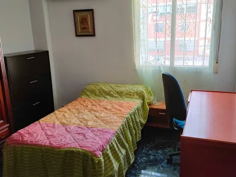 Piso en calle tibonidas, 21